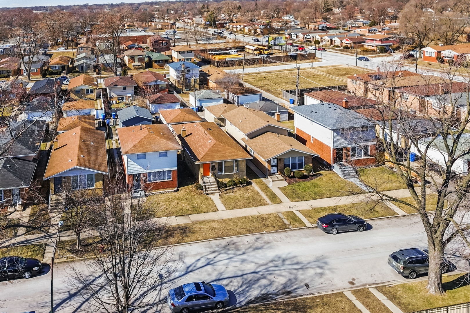 11520 South Aberdeen Street Chicago, IL 60643 - Photo 3 of 32