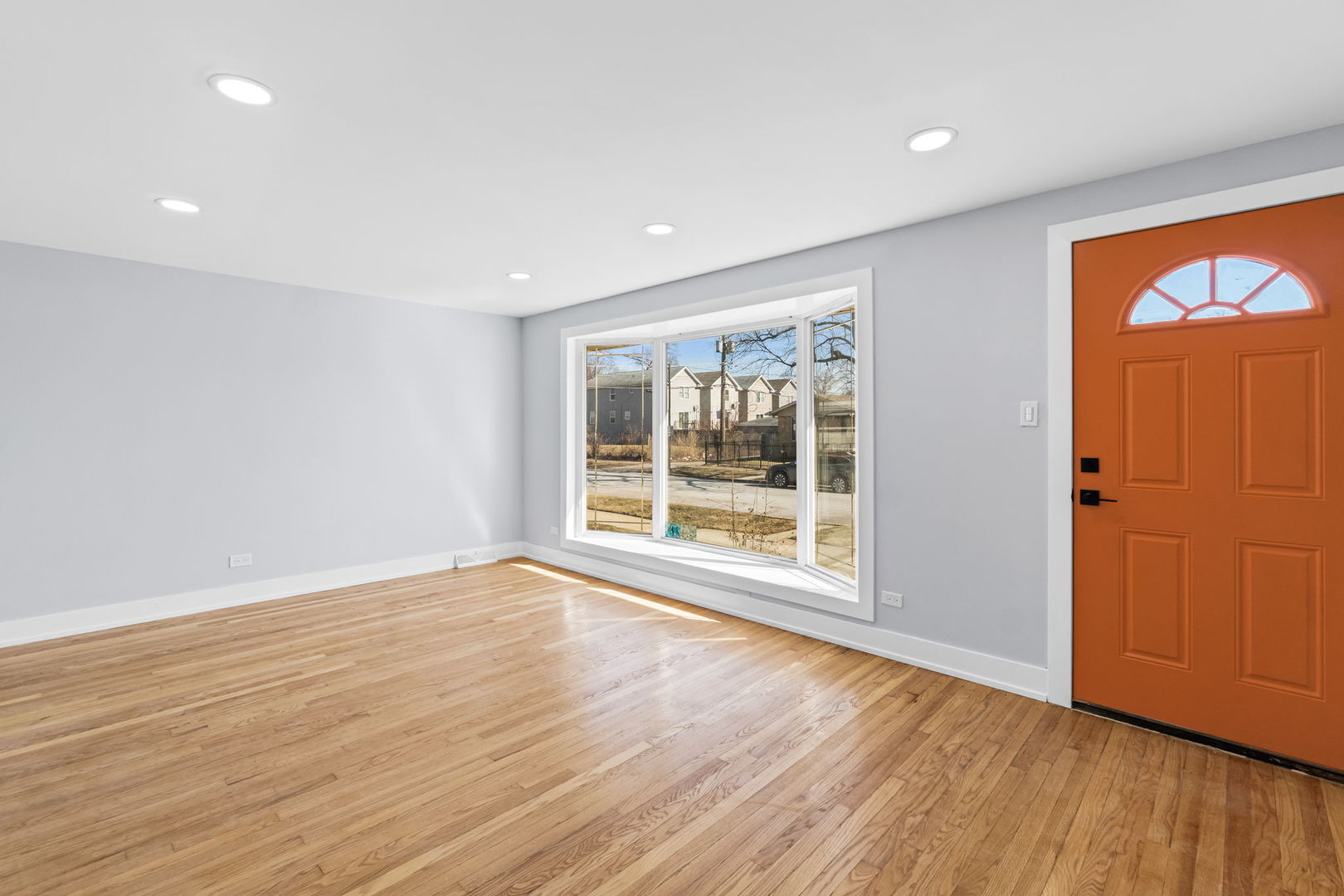 11520 South Aberdeen Street Chicago, IL 60643 - Photo 5 of 32