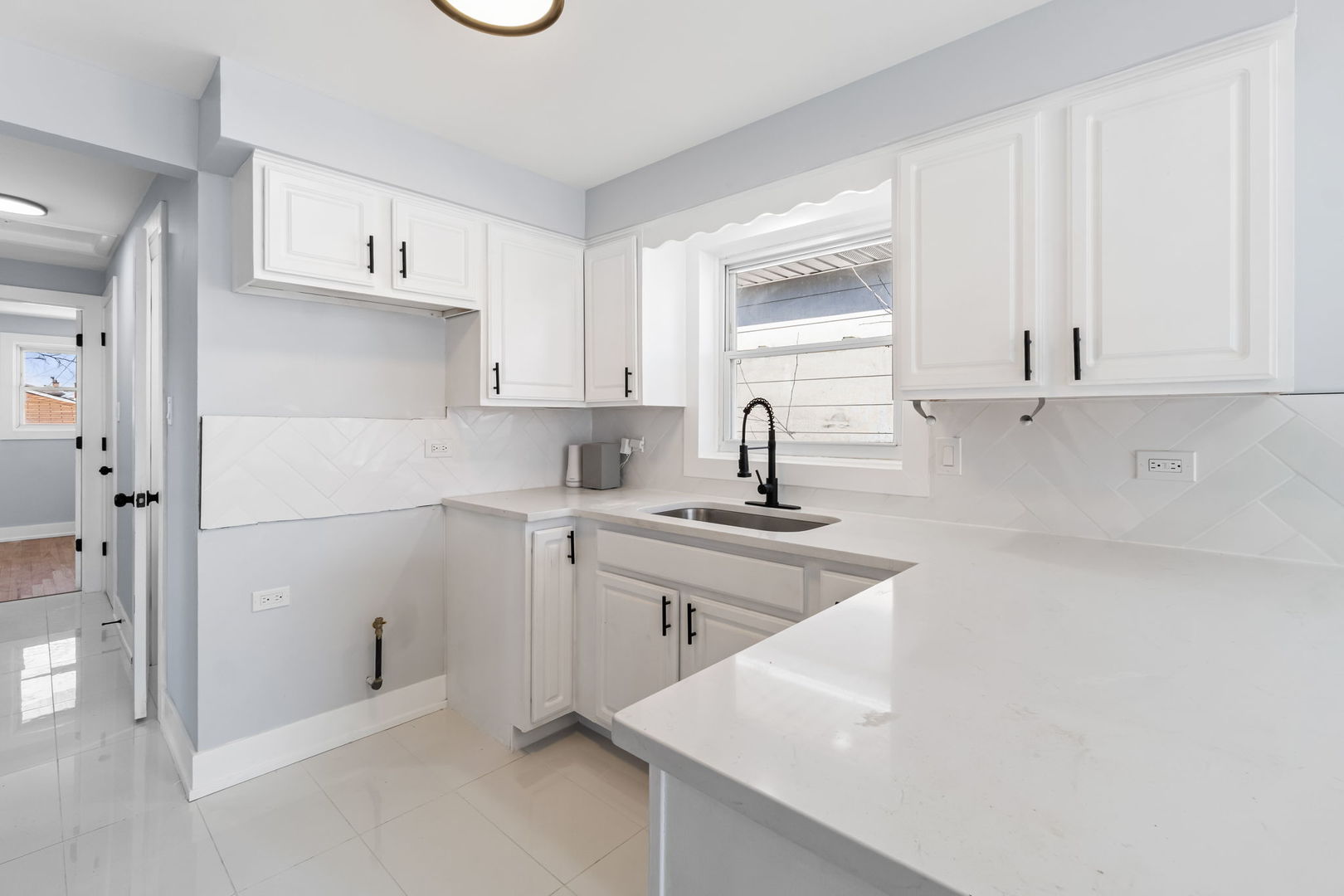 11520 South Aberdeen Street Chicago, IL 60643 - Photo 10 of 32