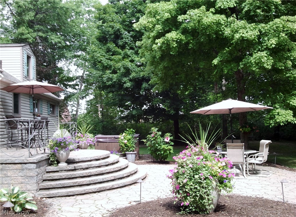 36725 Aurora Road Solon, OH 44139 - Photo 4 of 34 Outdoor entertaining at its finest!