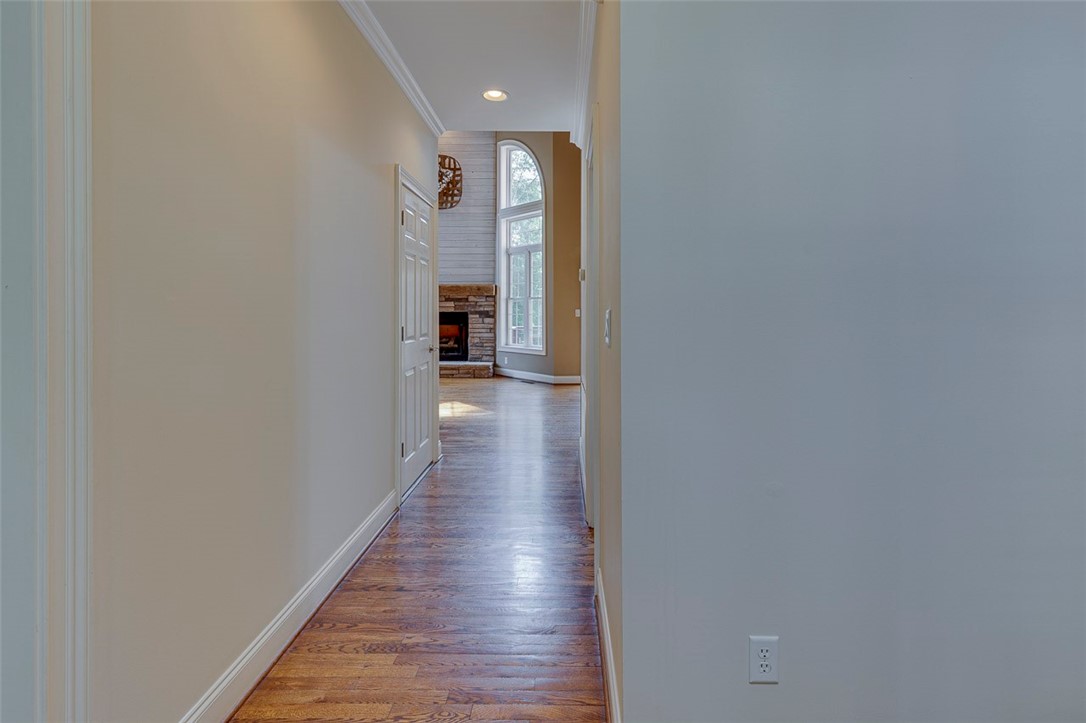 105 Regent Road Anderson, SC 29621 - Photo 3 of 50