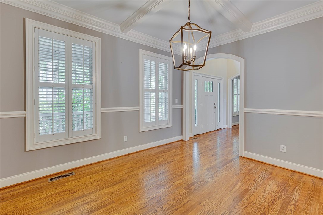 105 Regent Road Anderson, SC 29621 - Photo 5 of 50