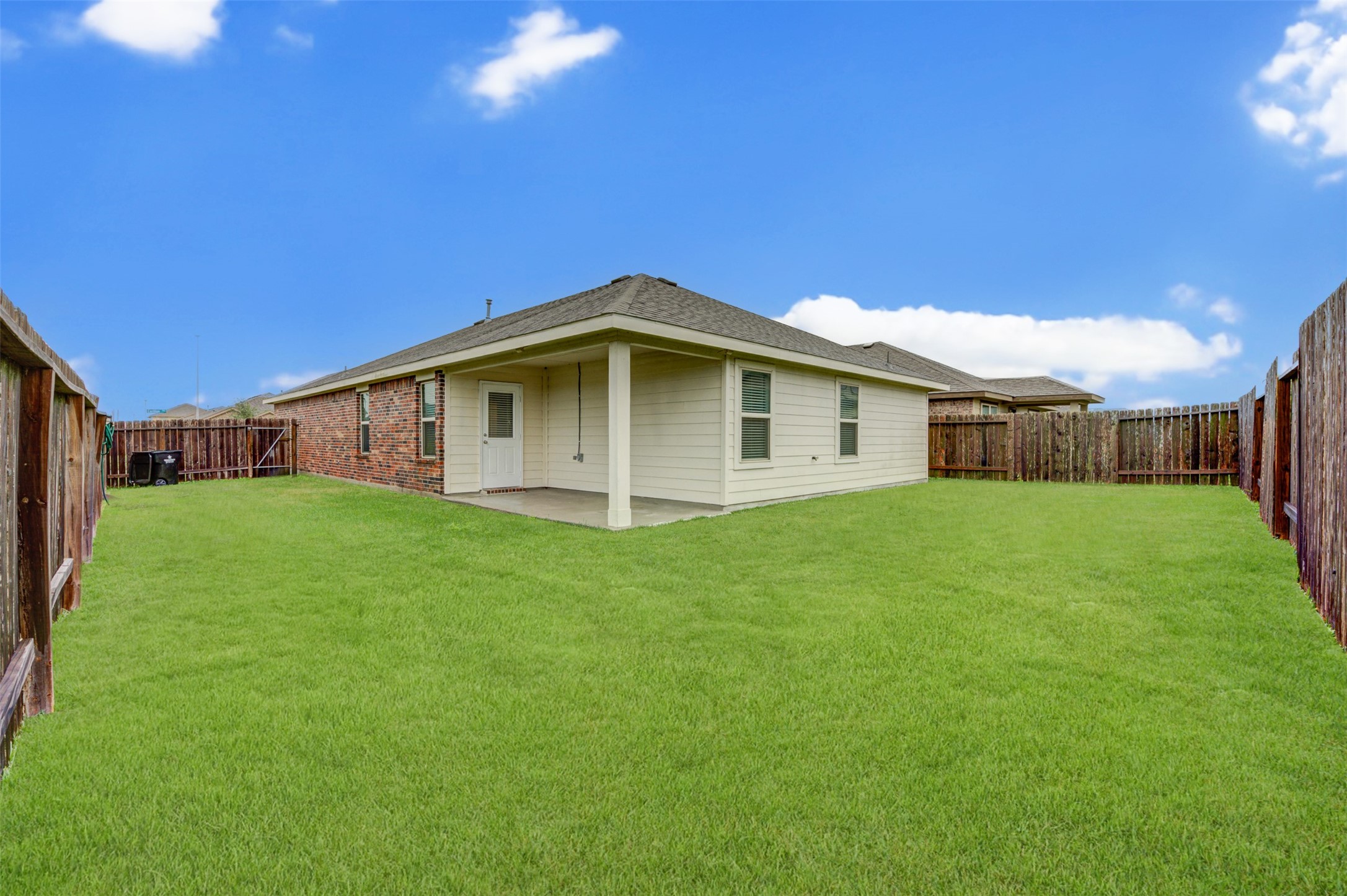 8002 Carillon Way Rosharon, TX 77583 - Photo 20 of 20