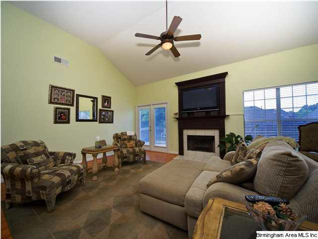 150 Village Lane Pelham, AL 35124 - Photo 9 of 25