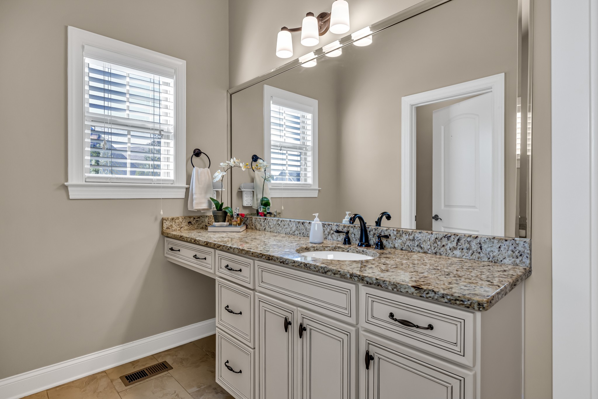 2022 Autumn Ridge Way Spring Hill, TN 37174 - Photo 32 of 66 Gallery Image 32