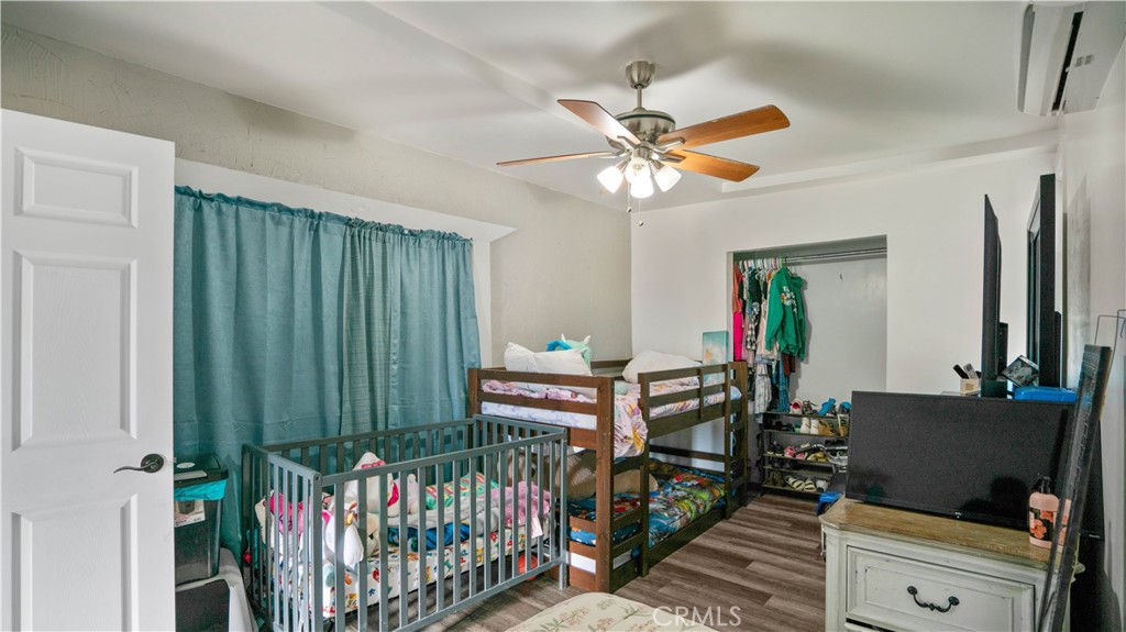 5737 Gammel Road Twentynine Palms, CA 92277 - Photo 25 of 48 a view of a livingroom with furniture