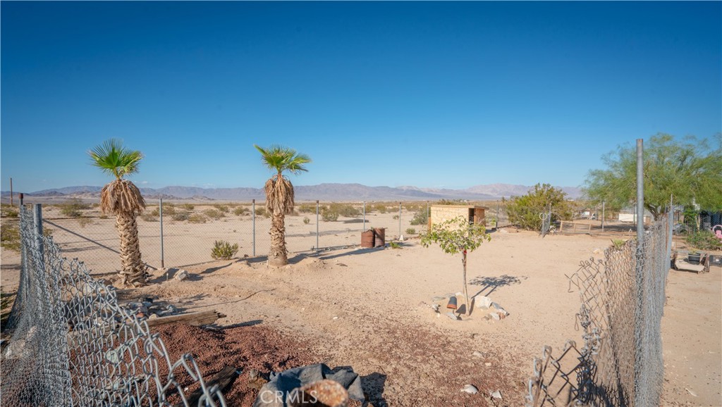 5737 Gammel Road Twentynine Palms, CA 92277 - Photo 35 of 48