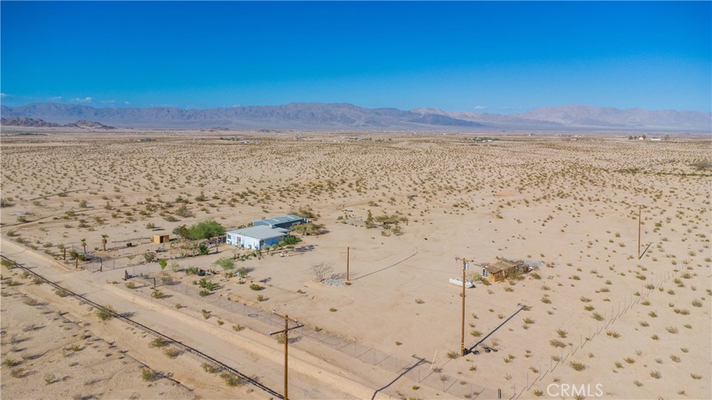5737 Gammel Road Twentynine Palms, CA 92277 - Photo 37 of 48 a view of ocean view with beach
