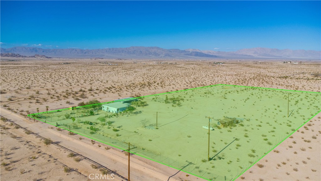 5737 Gammel Road Twentynine Palms, CA 92277 - Photo 45 of 48 a view of ocean view with beach