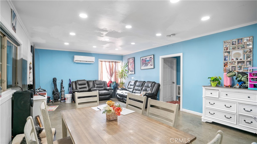 5737 Gammel Road Twentynine Palms, CA 92277 - Photo 6 of 48 a living room with furniture and wooden floor