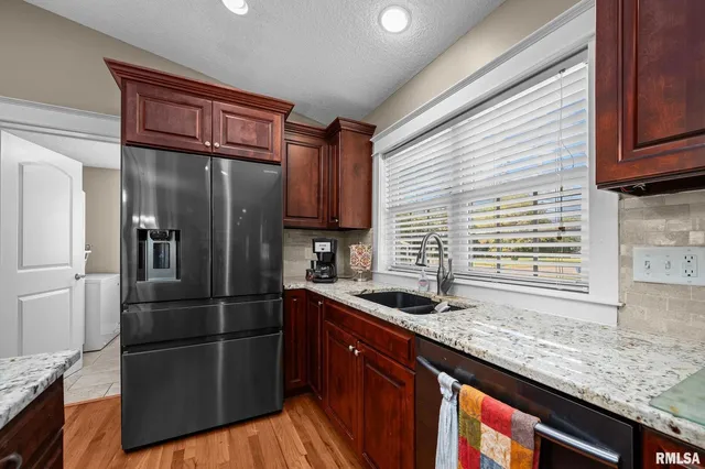 $299,000 | 2720 Kennedy Drive, East Moline, IL 61244