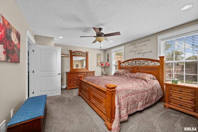 $299,000 | 2720 Kennedy Drive, East Moline, IL 61244