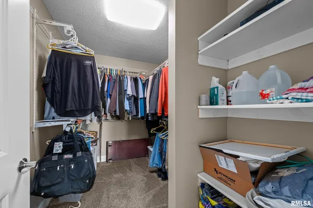 $299,000 | 2720 Kennedy Drive, East Moline, IL 61244