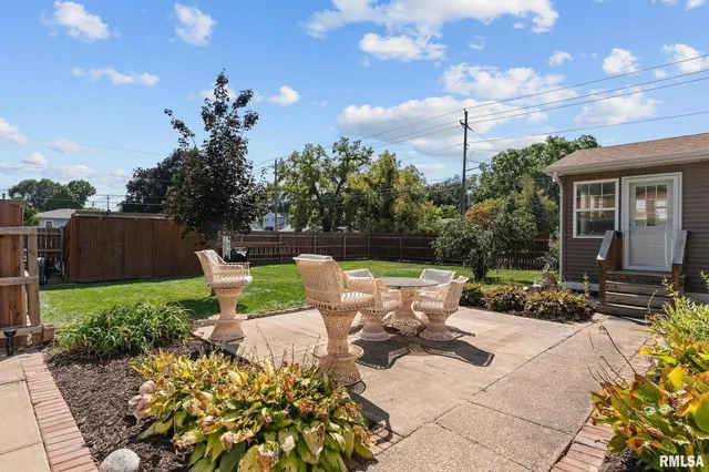 $299,000 | 2720 Kennedy Drive, East Moline, IL 61244