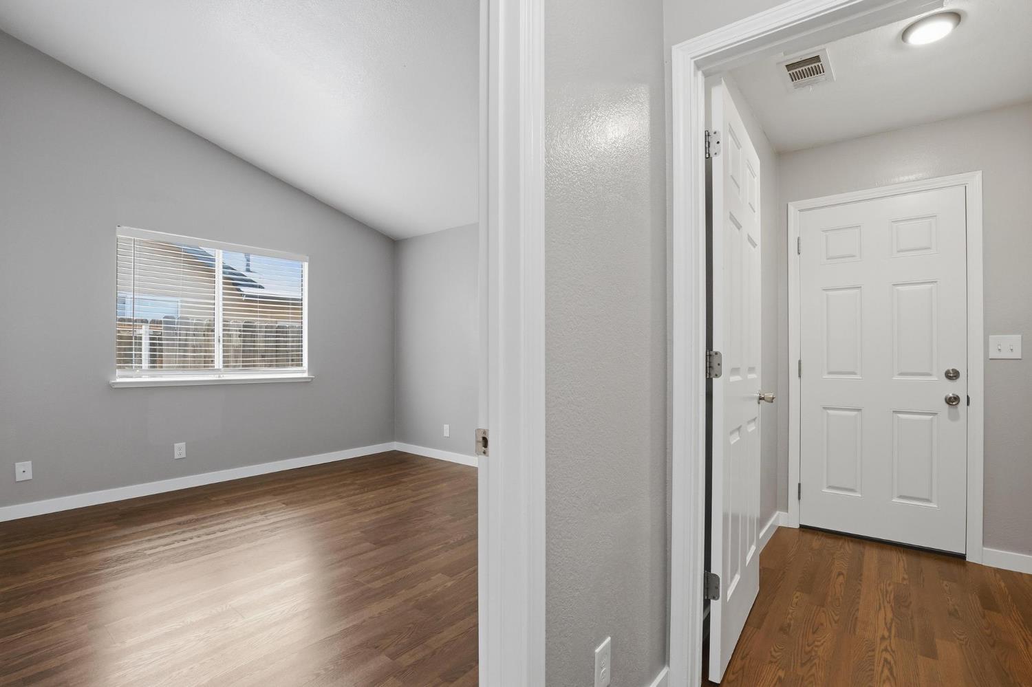 620 Teesdale Road Yuba City, CA 95991 - Photo 27 of 48 Bedroom 2 and Laundry Room to Garage