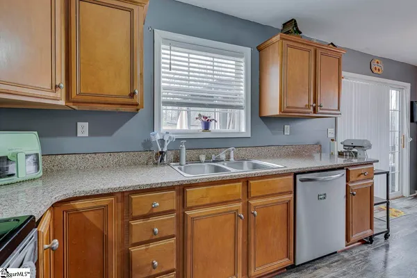 $309,900 | 115 Shadow Hills Lane, Liberty, SC 29657