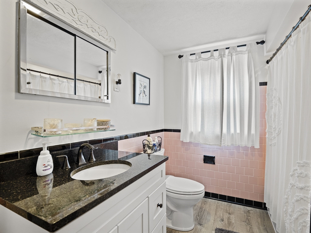 19 Pine Road Beverly, MA 01915 - Photo 12 of 27 Gallery Image 12