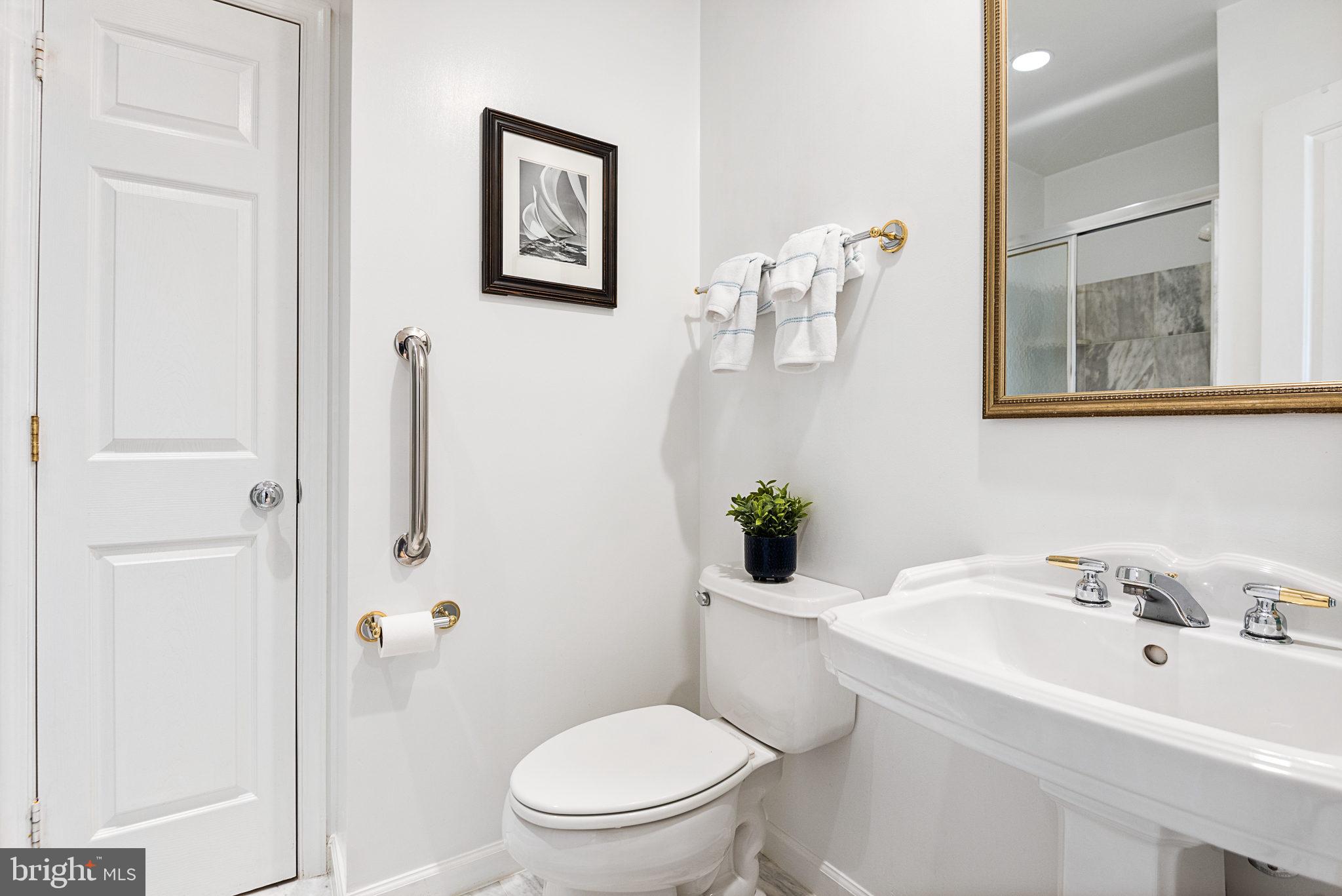 1520 O Street Northwest, Unit 104 Washington, DC 20005 - Photo 19 of 45