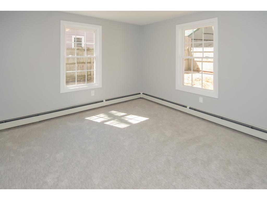 39 Bell Avenue Exeter, NH 03833 - Photo 15 of 34