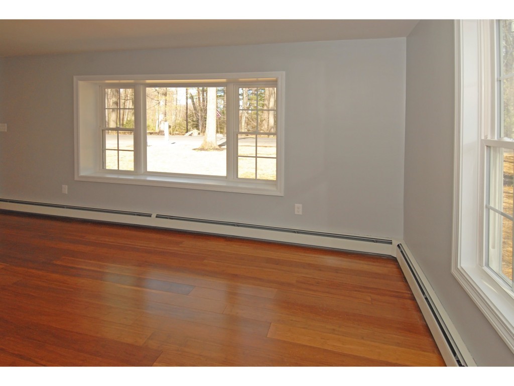 39 Bell Avenue Exeter, NH 03833 - Photo 8 of 34
