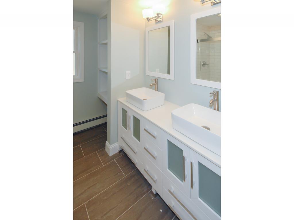 39 Bell Avenue Exeter, NH 03833 - Photo 10 of 34