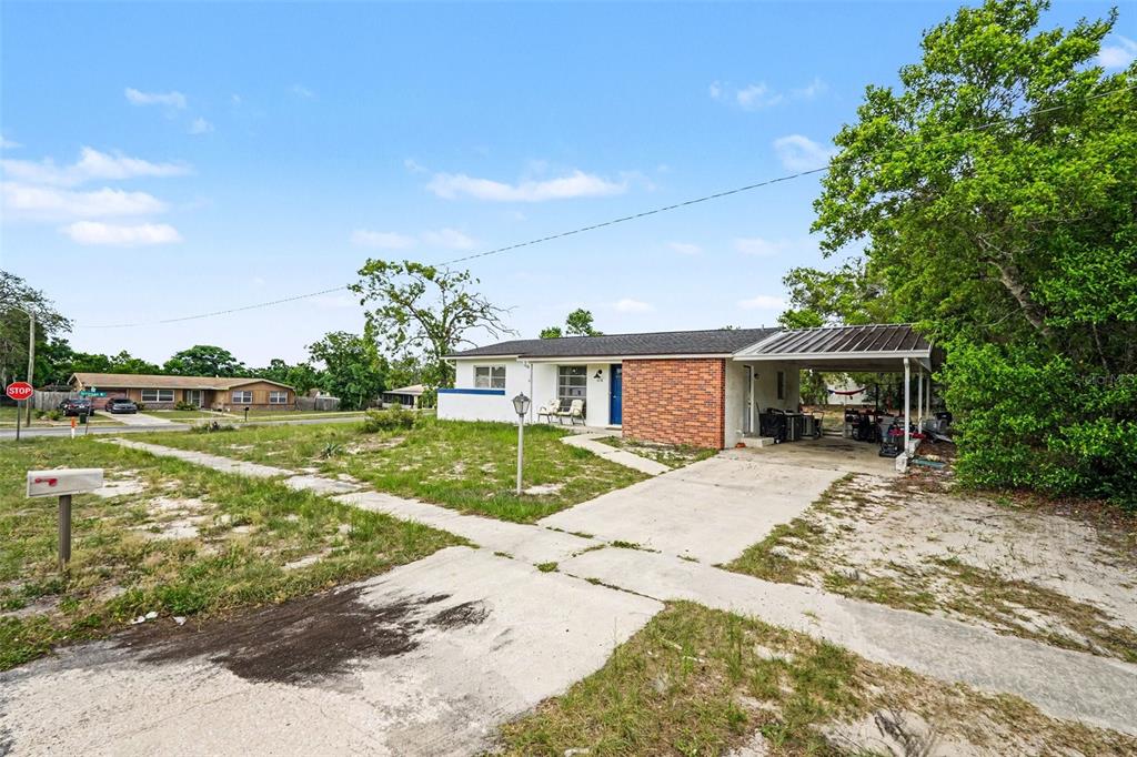 1096 Marlow Avenue Spring Hill, FL 34606 - Photo 8 of 30