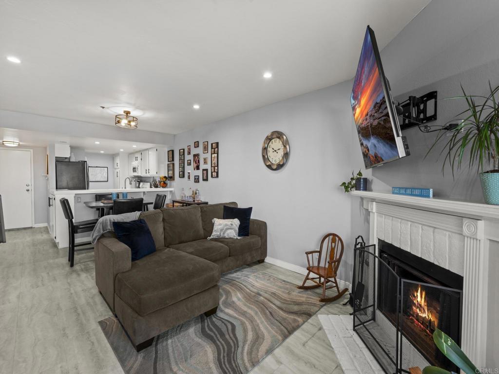 233 Mangano Circle Encinitas, CA 92024 - Photo 11 of 25