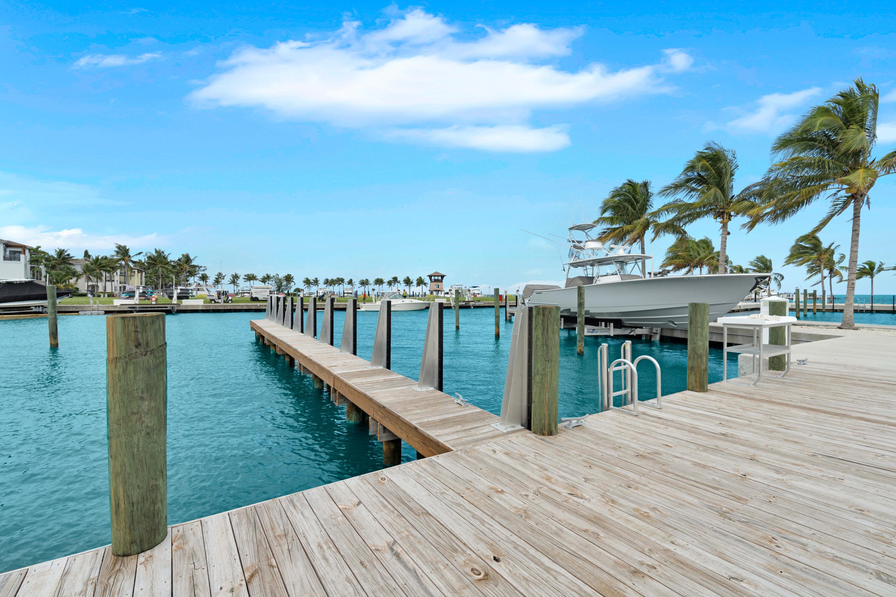 805 39th Street Marathon, FL 33050 - Photo 5 of 60 DSC03890