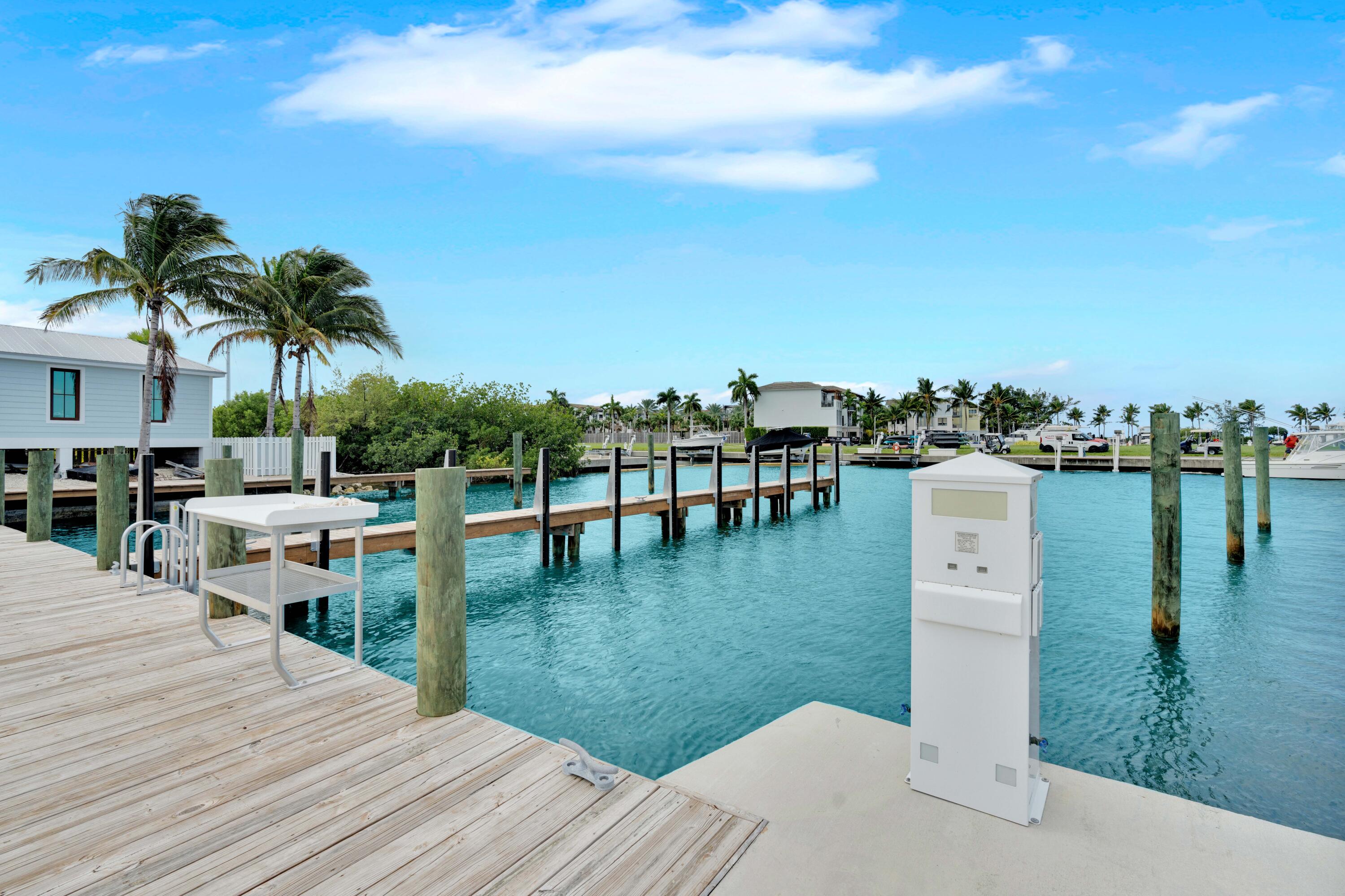 805 39th Street Marathon, FL 33050 - Photo 6 of 60 DSC03880