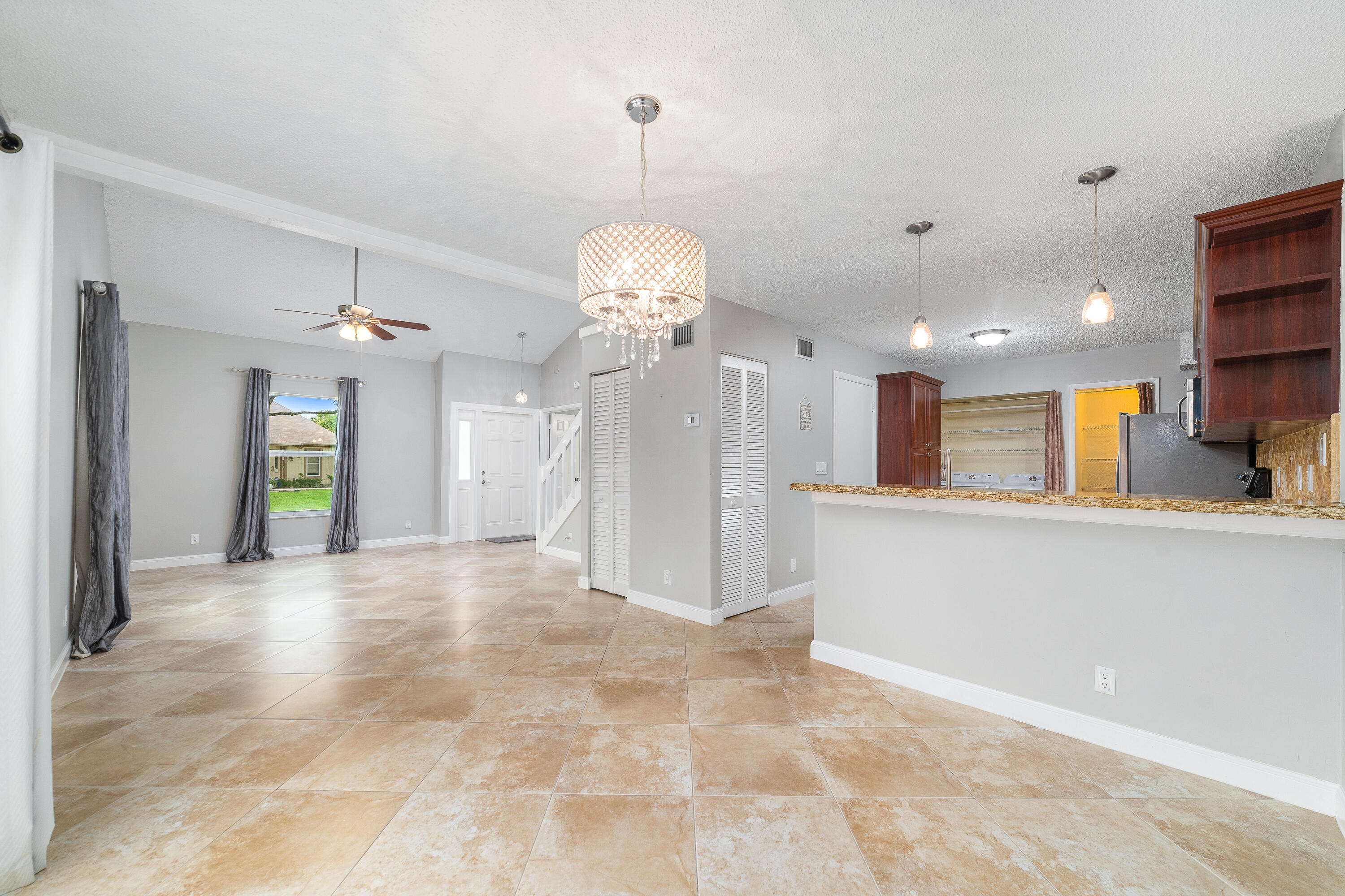 333 Maplecrest Circle Jupiter, FL 33458 - Photo 16 of 44 _DSC0014