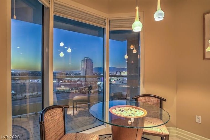 2747 Paradise Road, Unit 1906 Las Vegas, NV 89109 - Photo 8 of 42