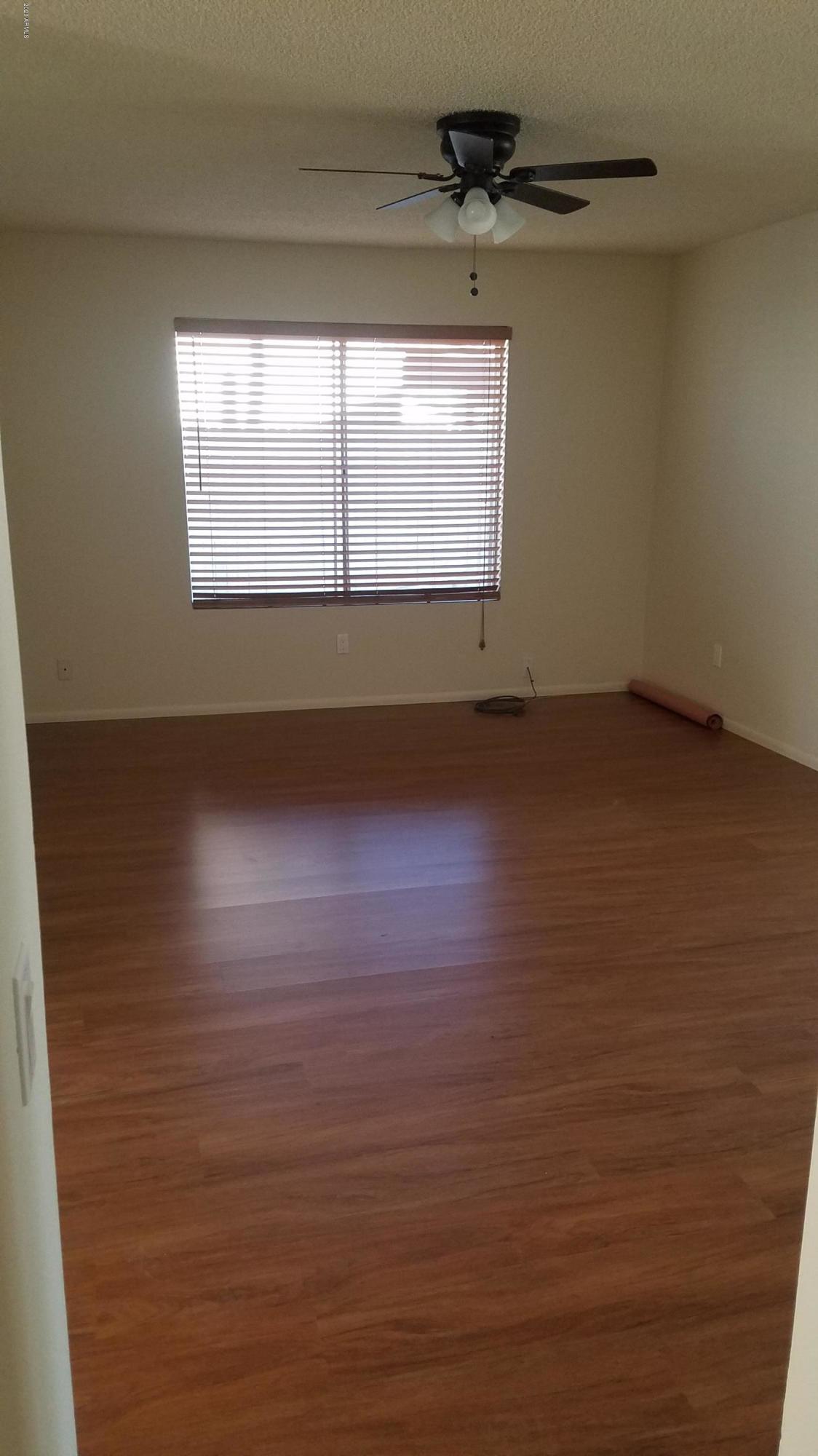 1910 East Grandview Road Phoenix, AZ 85022 - Photo 3 of 12 Living Area
