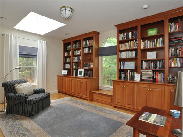 10 Crown Point Road Sudbury, MA 01776 - Photo 7 of 28 Gallery Image 7