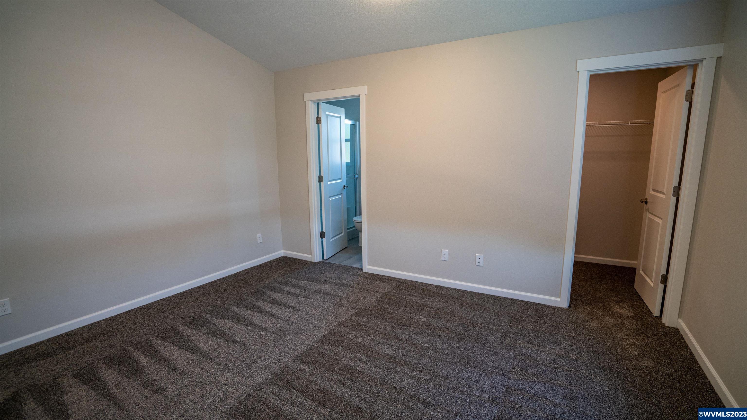 63 Sand Ridge Court Lebanon, OR 97355 - Photo 17 of 35
