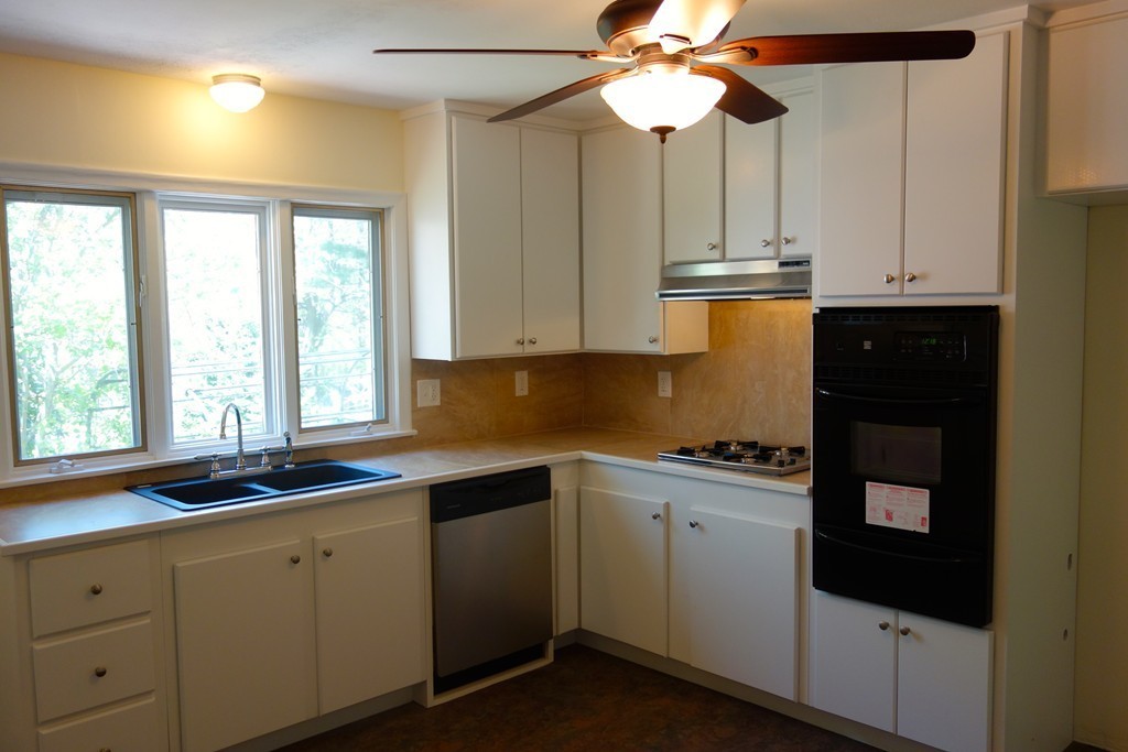 167 Greensboro Road Dedham, MA 02026 - Photo 2 of 29 Gallery Image 2