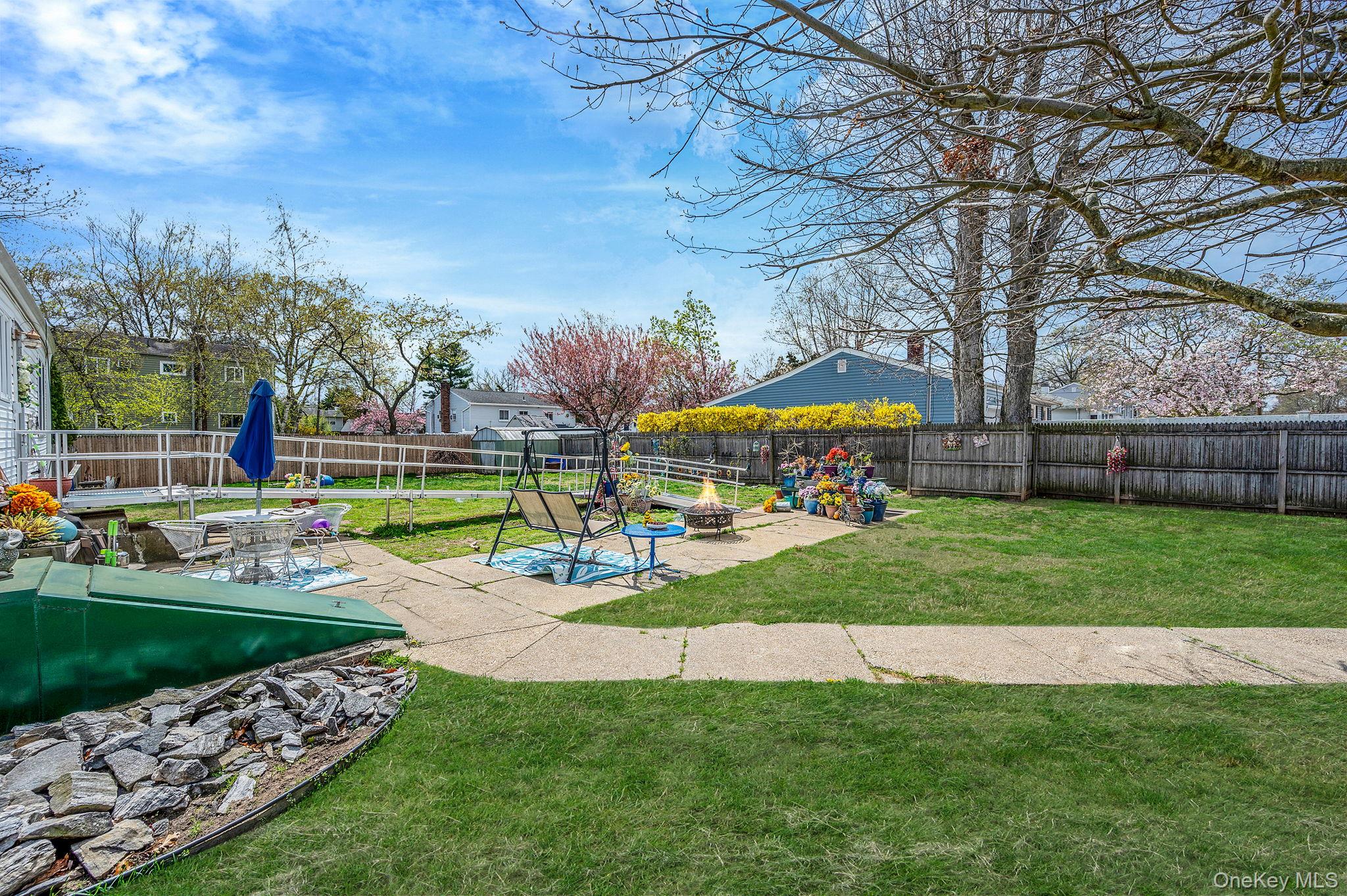 130 Lafayette Road West Babylon, NY 11704 - Photo 23 of 29