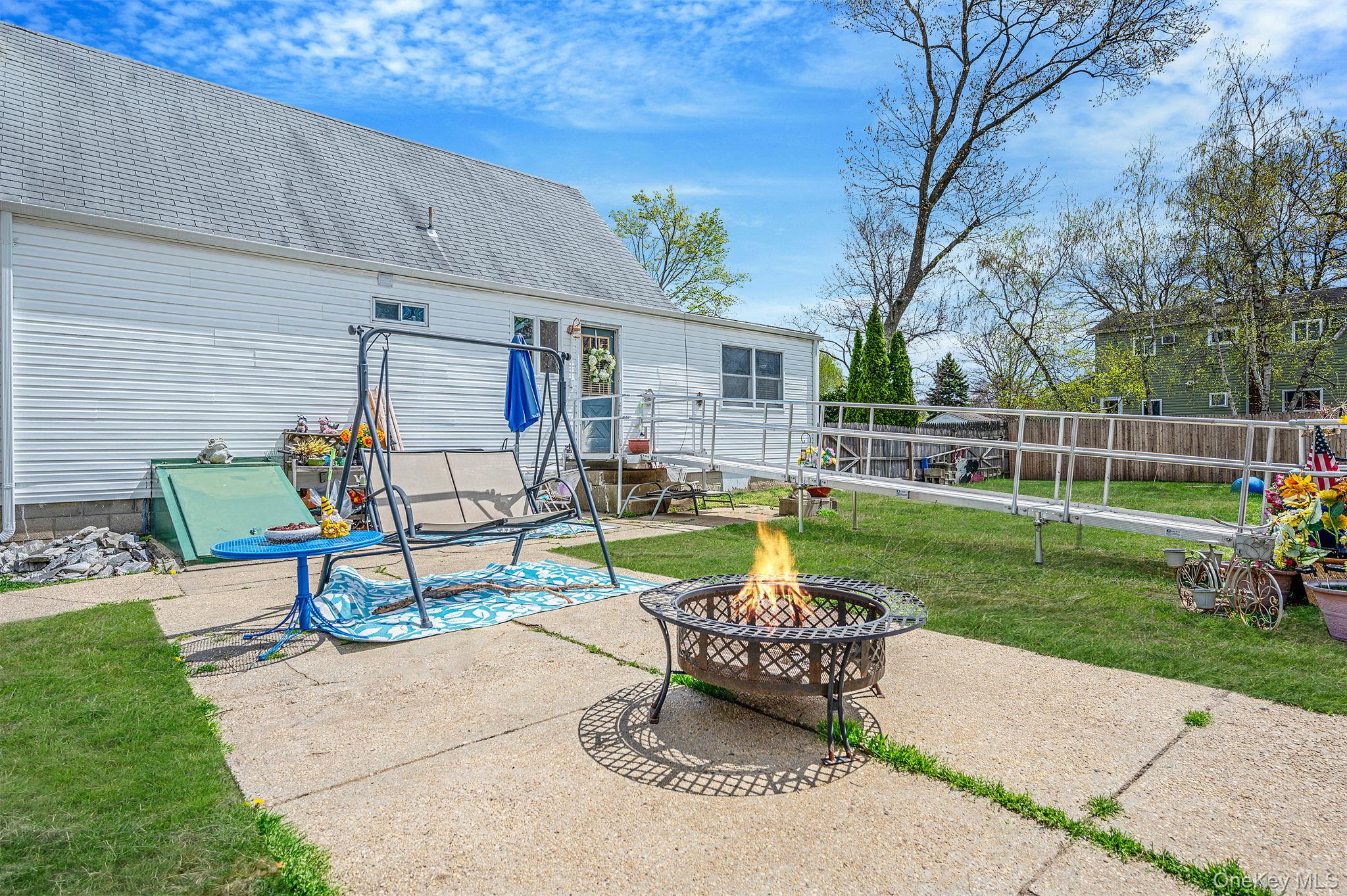 130 Lafayette Road West Babylon, NY 11704 - Photo 24 of 29
