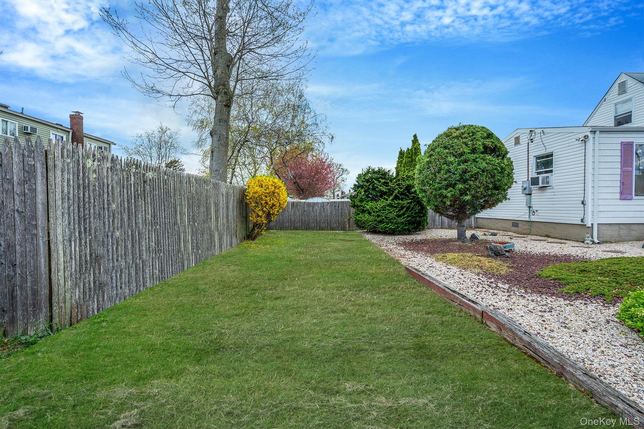 130 Lafayette Road West Babylon, NY 11704 - Photo 28 of 29