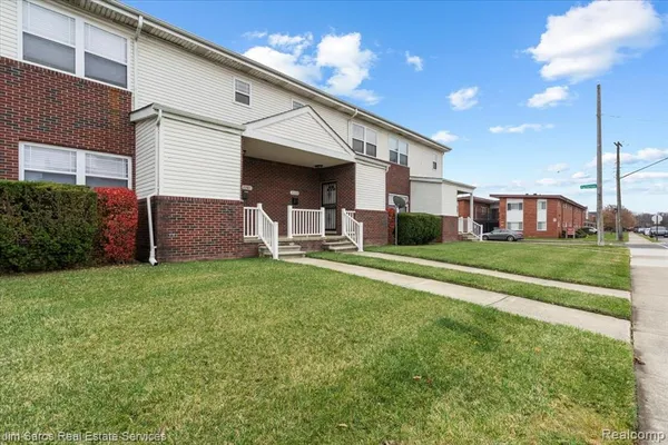 $199,499 | 3387 Ewald Circle, Detroit, MI 48238