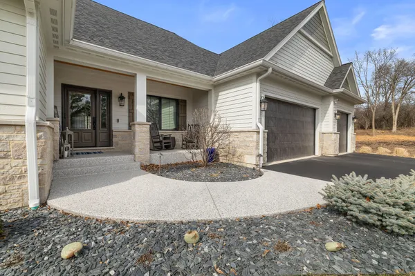 $1,550,000 | 1260 Deer Court, Unit 3846, Geneva, WI 53147