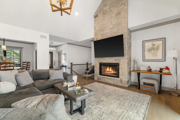 $1,550,000 | 1260 Deer Court, Unit 3846, Geneva, WI 53147