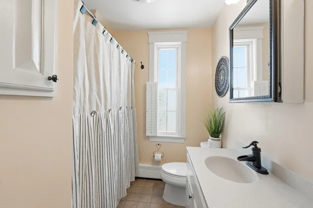 $599,900 | 183 King Philip Road, Worcester, MA 01606