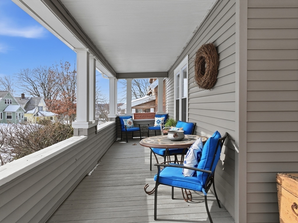 183 King Philip Road Worcester, MA 01606 - Photo 3 of 42