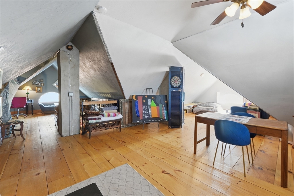 183 King Philip Road Worcester, MA 01606 - Photo 33 of 42