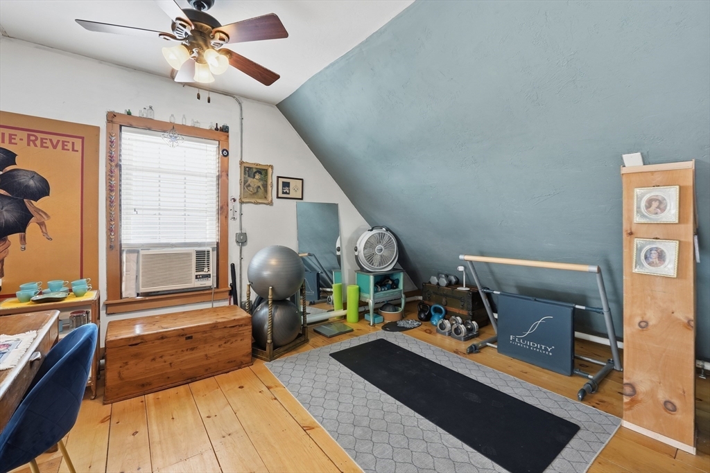 183 King Philip Road Worcester, MA 01606 - Photo 34 of 42