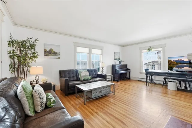 $599,900 | 183 King Philip Road, Worcester, MA 01606