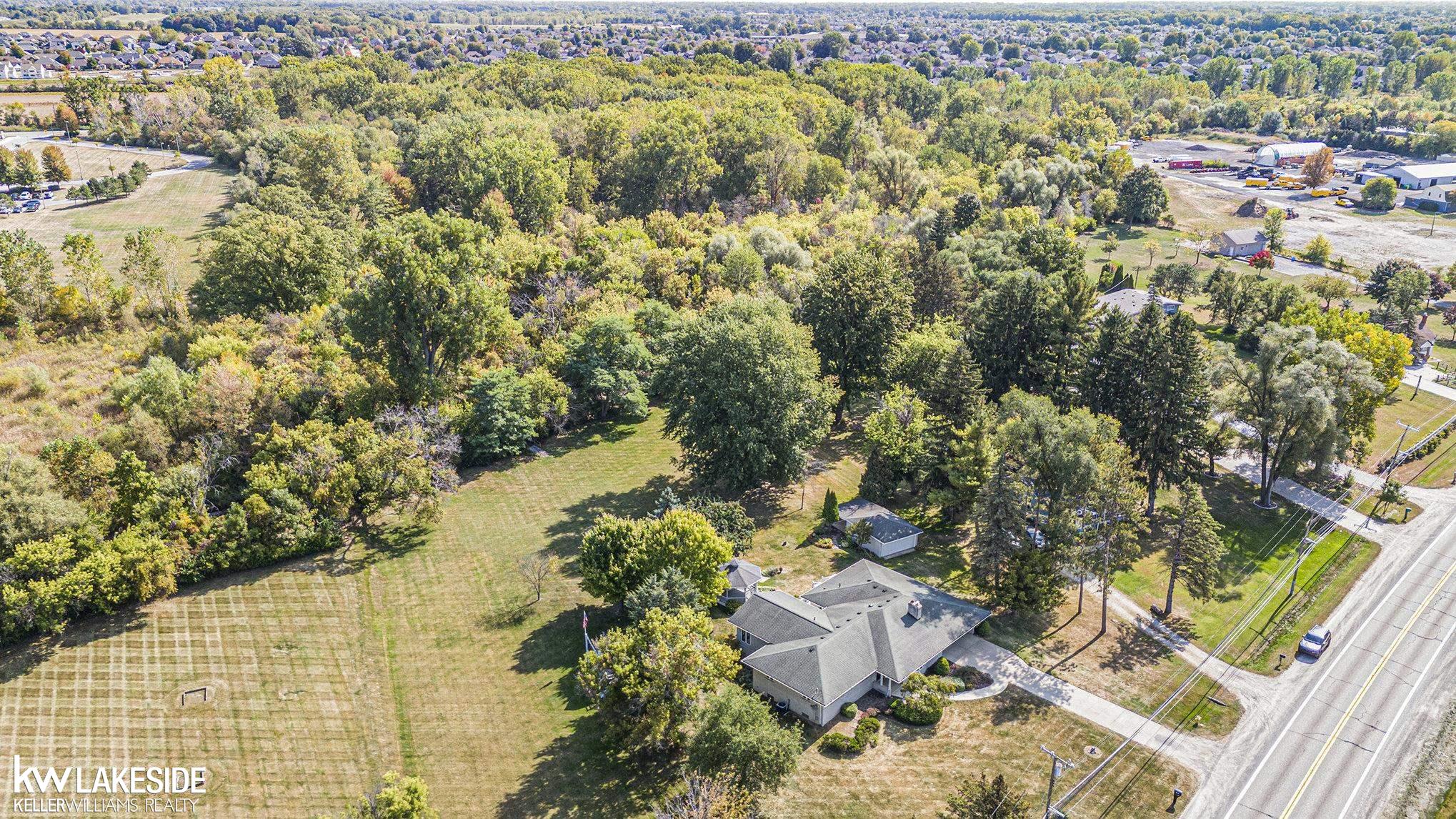 51900 Romeo Plank Road Macomb, MI 48042 - Photo 29 of 32 50189260-647224b6-fcd7-4ba7-8ed1-90b8b16b1c90.JPG