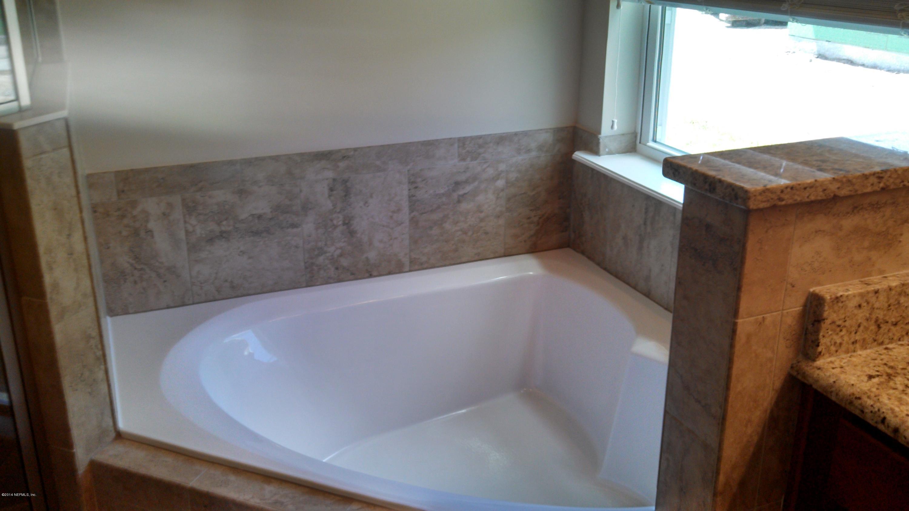 1824 Sugar Maple Road Fleming Island, FL 32003 - Photo 18 of 21 IMG_20140413_130024_052
