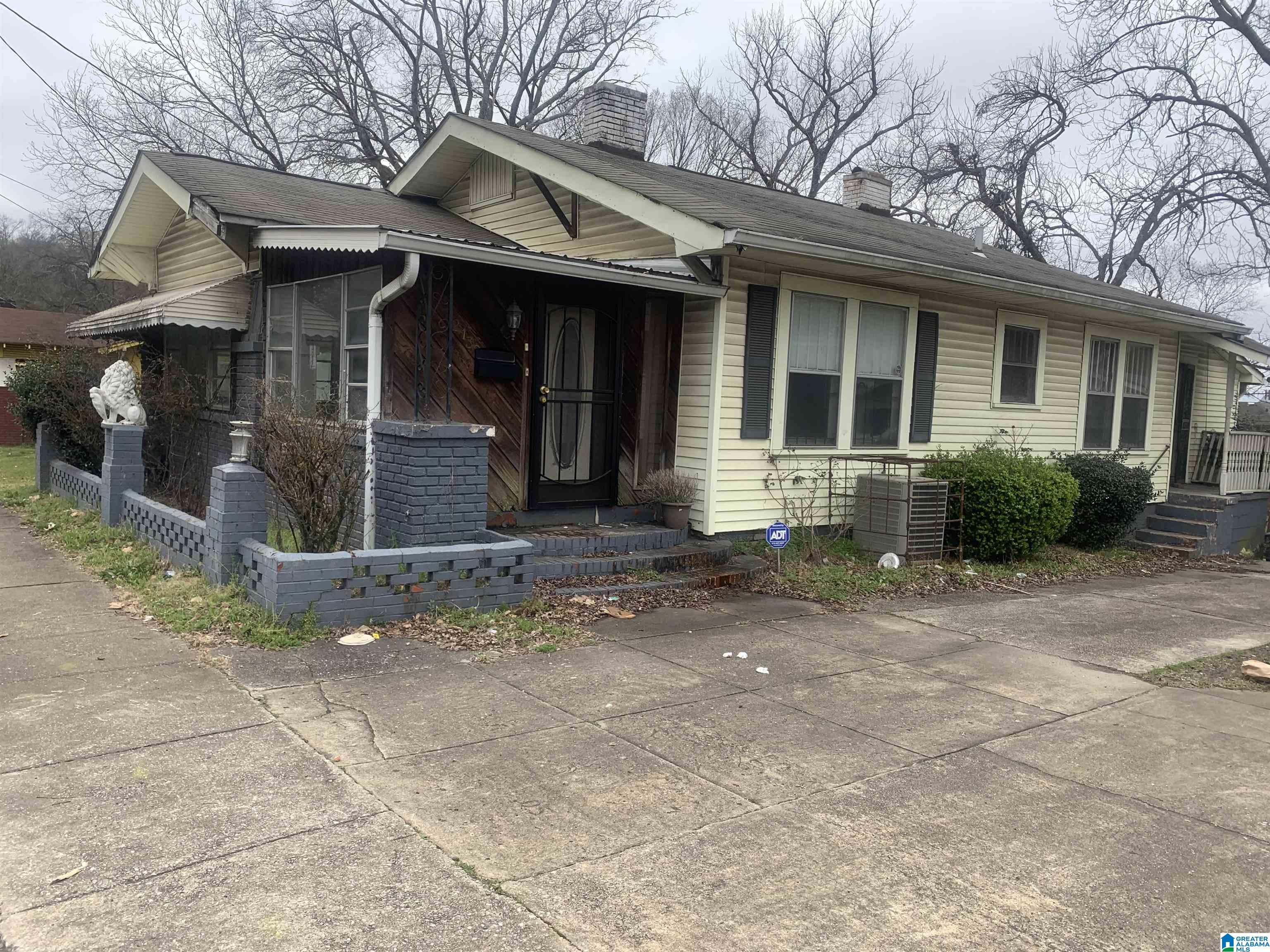 2132 Pike Road Birmingham, AL 35218 - Photo 2 of 11