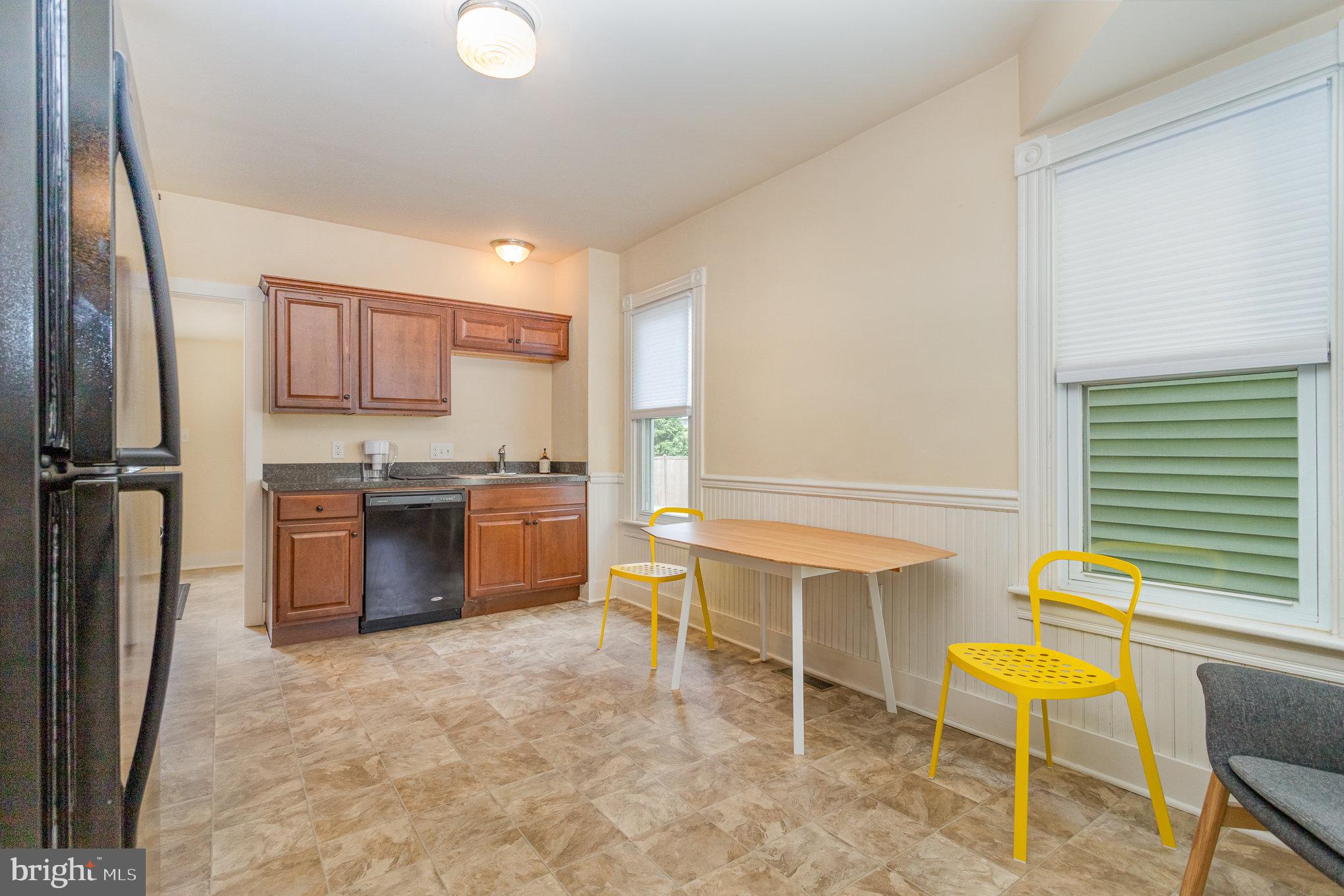 129 East Lincoln Avenue Lititz, PA 17543 - Photo 9 of 27